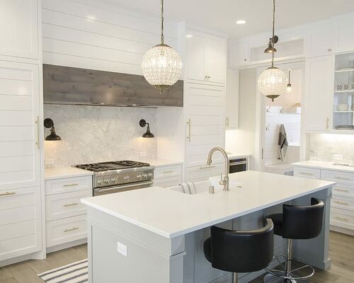 kitchen-white-lights-sink