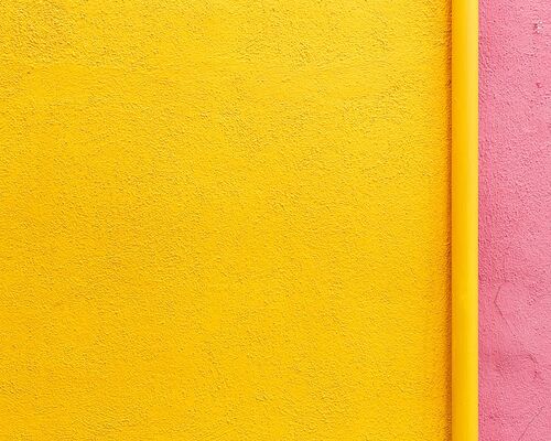 wall-concrete-painted-color